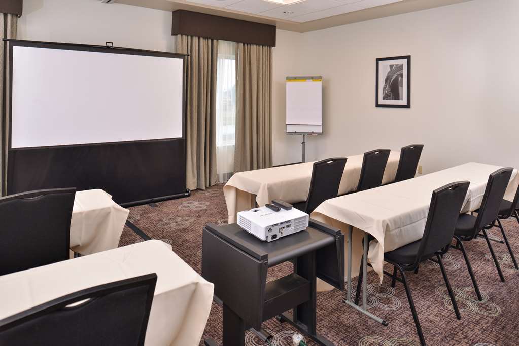 Holiday Inn Express & Suites - Effingham By Ihg Facilități foto